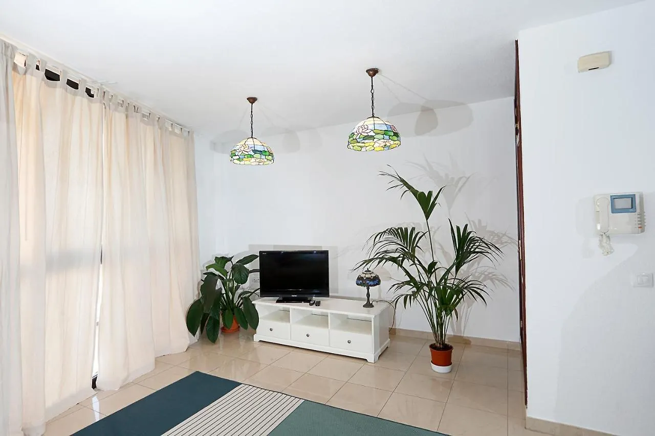 Apartamento Frente Al Puerto De Candelaria A 20 Metros De La Playa. Apartment