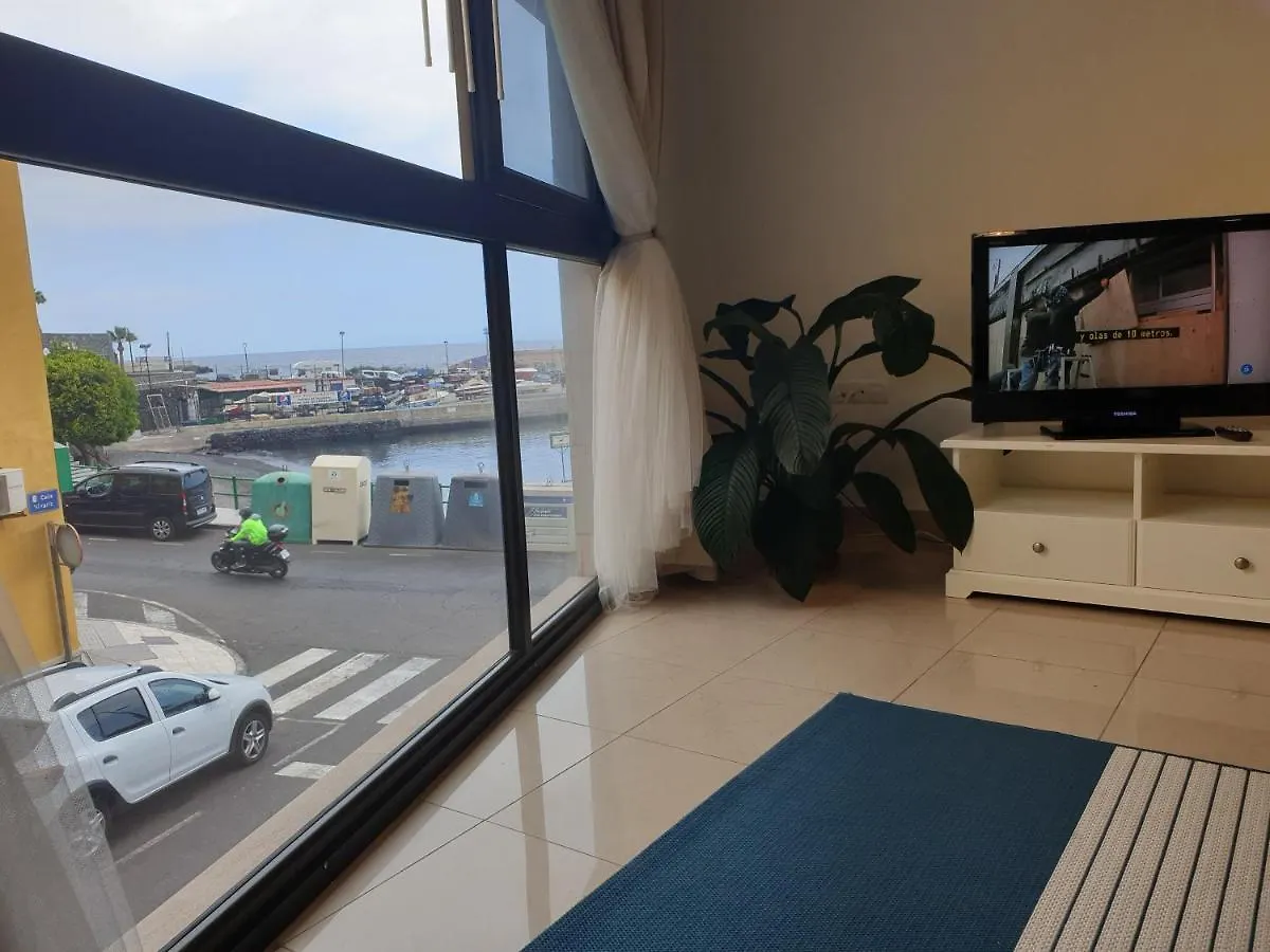 Apartment Apartamento Frente Al Puerto De Candelaria A 20 Metros De La Playa. Spain