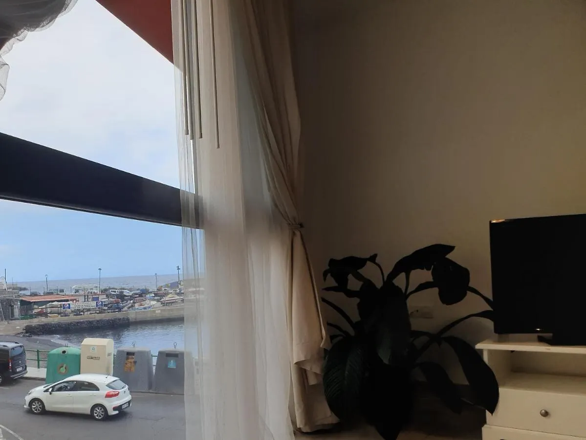 Apartment Apartamento Frente Al Puerto De Candelaria A 20 Metros De La Playa.