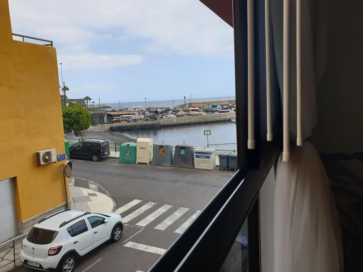 Apartamento Frente Al Puerto De Candelaria A 20 Metros De La Playa. Apartment