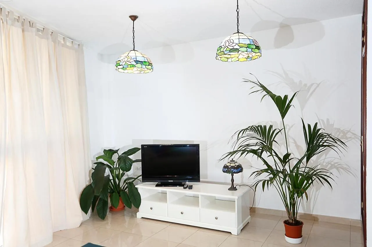 Apartamento Frente Al Puerto De Candelaria A 20 Metros De La Playa. Spain